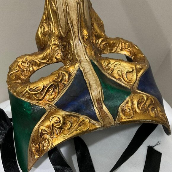 Venetian Long Nose Mask handmade from Venice, Italy - Picture 2 of 5